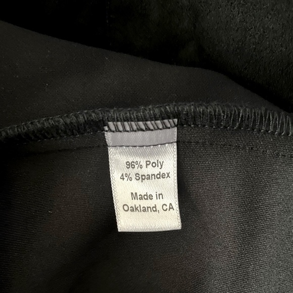 LESLEY EVERS Black Dress with Pockets - Picture 7 of 8